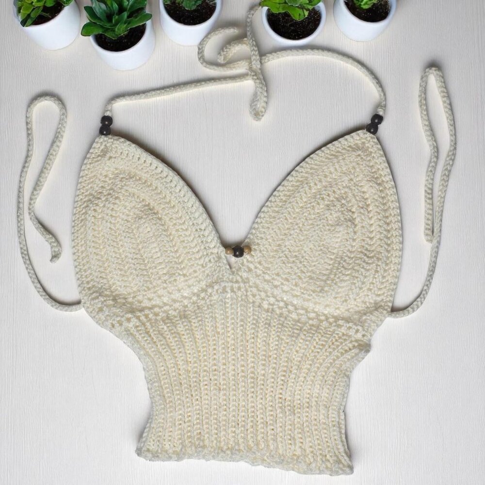 ๐ธ Handmade Crochet + Knit Ribโ Halter Top ๐ธ - Picture 4 of 7